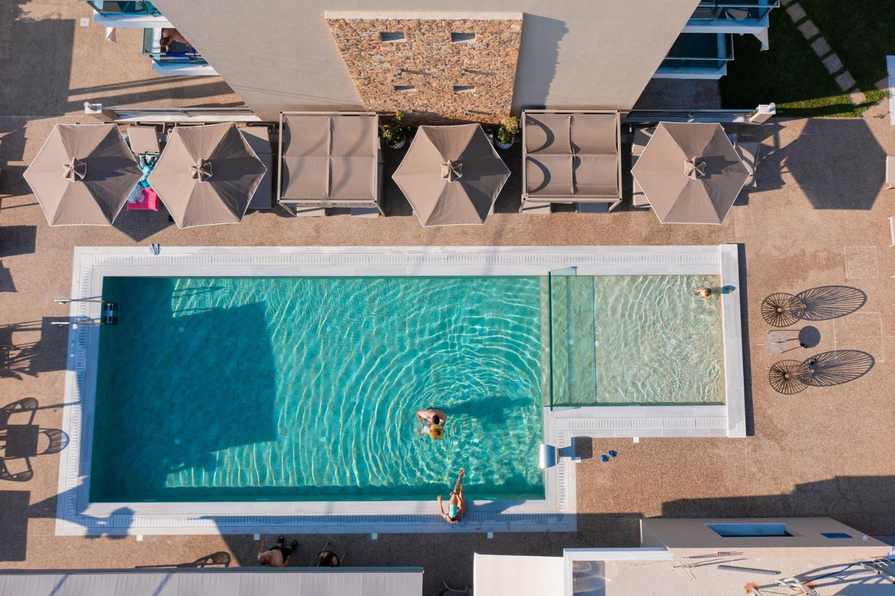 Callista Suites ฟิออยิตา ภายนอก รูปภาพ